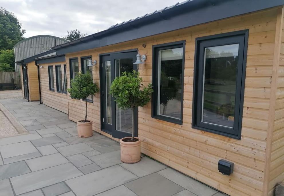 The Lodge High Legh Exteriör bild